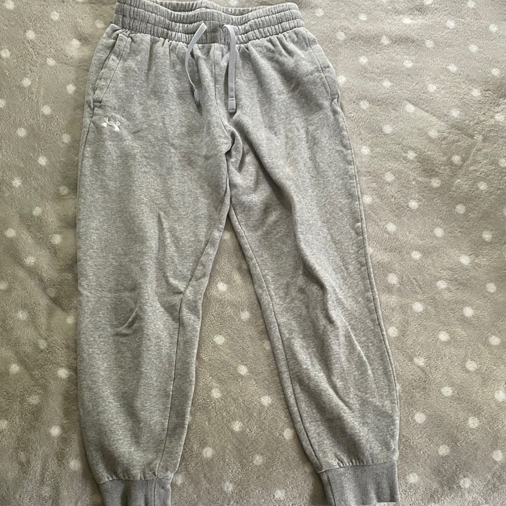 Under Armour Women’s Light Gray Sweatpants